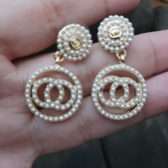 New Gold White Pearl Earrings EarRing - Picture 2 of 8